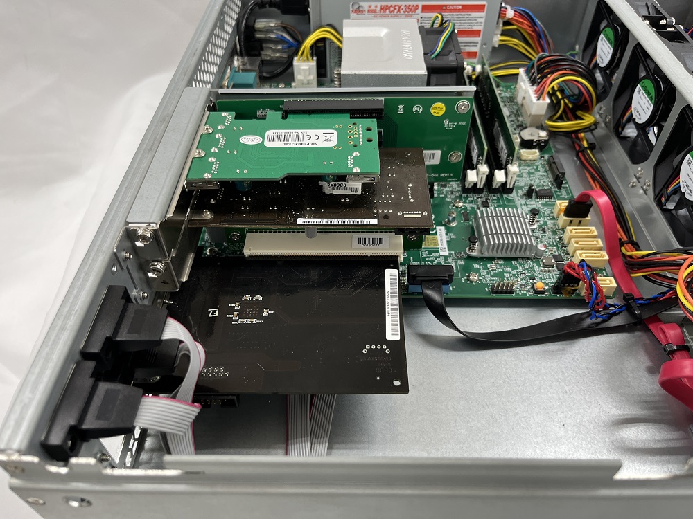 PCI-Express[x8] 2+ PCIスロット1 使用例